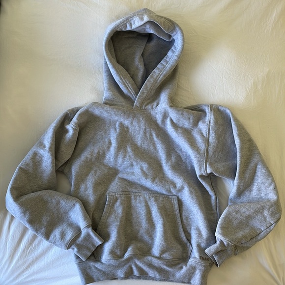 Aritzia TNA Perfect fit hoodie - Picture 3 of 4